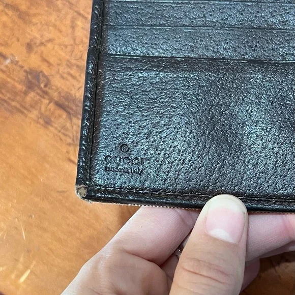 Authentic Gucci Compact GG Bifold Canvas Wallet - Picture 6 of 13